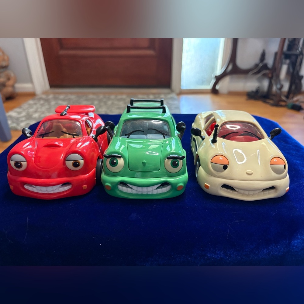 🔥The 1st 3-Vintage 1996 Chevron Cars:Sam Sedan, Wendy Wagon, & Tony Turbo NIB - Picture 12 of 16